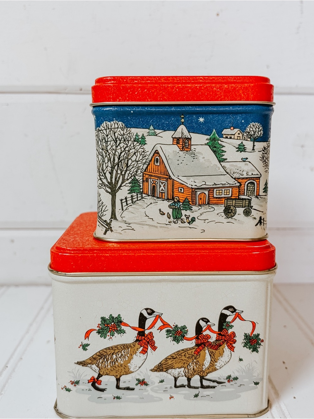 Vintage Christmas Decorative Tins Set of 2 | Christmas Goose Christmas Farm